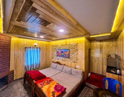 Venice Homestay – Wooden Home | For Couples